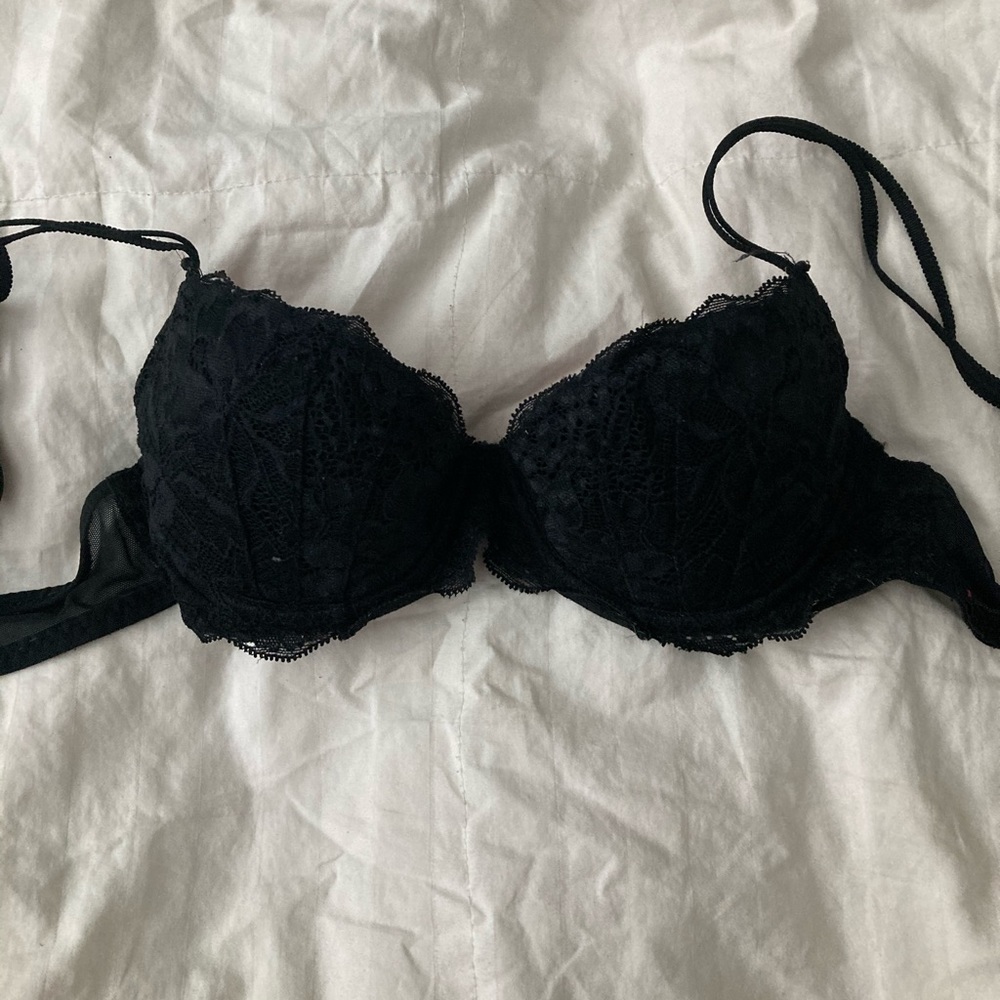 VS lacy bra with underwire